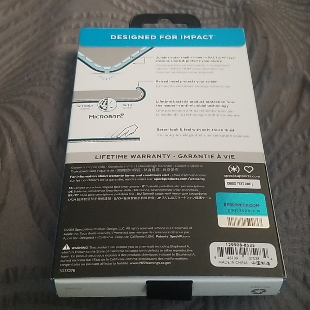 iPhone 11 case - Picture 2 of 2